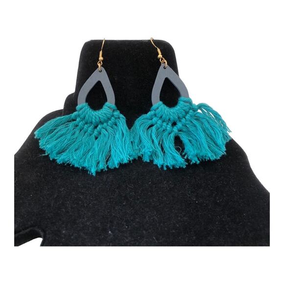 Green Macrame Fan Fringe Cutout Colored Wood Teardrop Bohemian Dangle Earrings - Picture 10 of 12